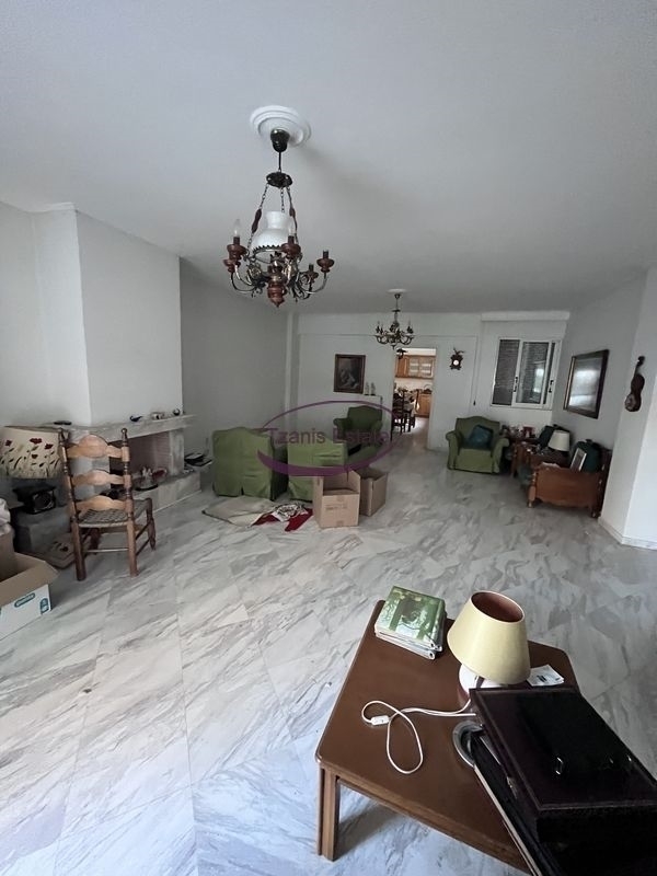 (For Sale) Residential Floor Apartment || Athens South/Nea Smyrni - 140 Sq.m, 3 Bedrooms, 300.000€ 